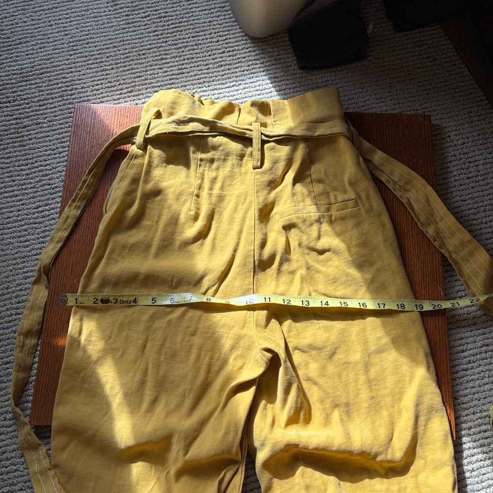 TOPSHOP wide leg, palazzo pants.High waisted cuffed. Cuffed. Pockets. Size 4 - Picture 4 of 11